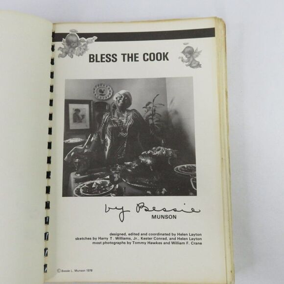 Bless the Cook Signed 1st Edition 1978  Bessie L. Munson Inscribed Soul Cooking - Picture 4 of 10